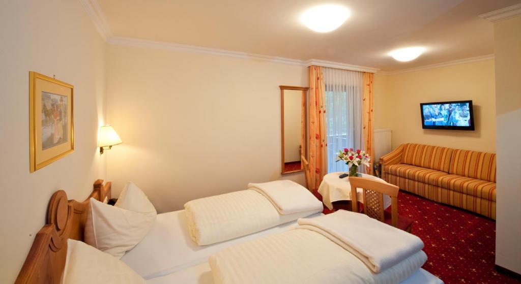 Hotel Hammerwirt - Forellenhof Untertauern Exteriör bild
